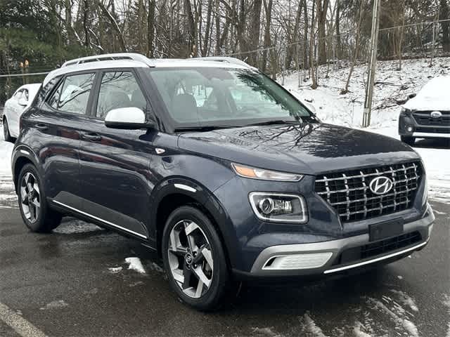 Thumbnail: 2023 Hyundai Venue - 28