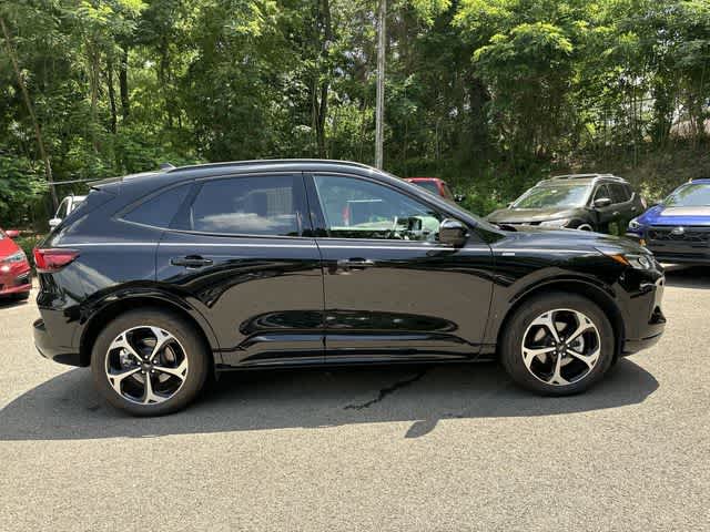 Thumbnail: 2024 Ford Escape - 3