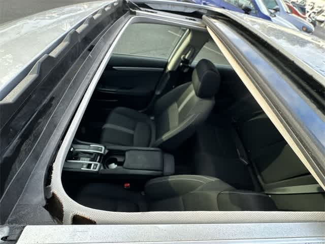 Thumbnail: 2017 Honda Civic - 6