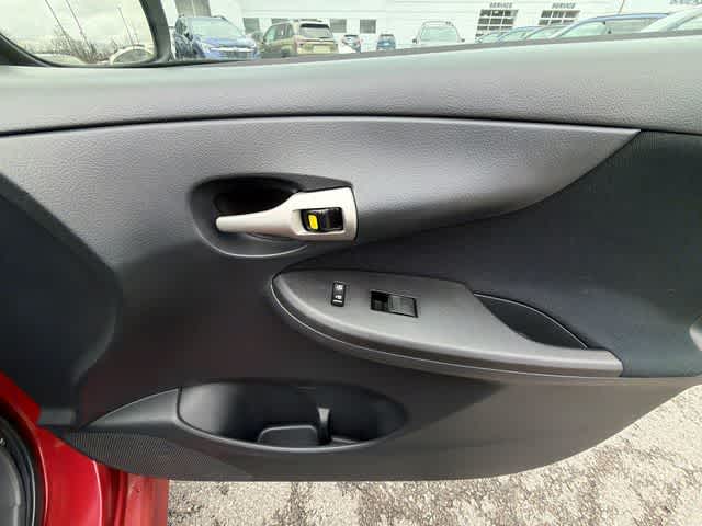 Thumbnail: 2009 Toyota Corolla - 19