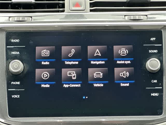 Thumbnail: 2021 Volkswagen Tiguan - 13