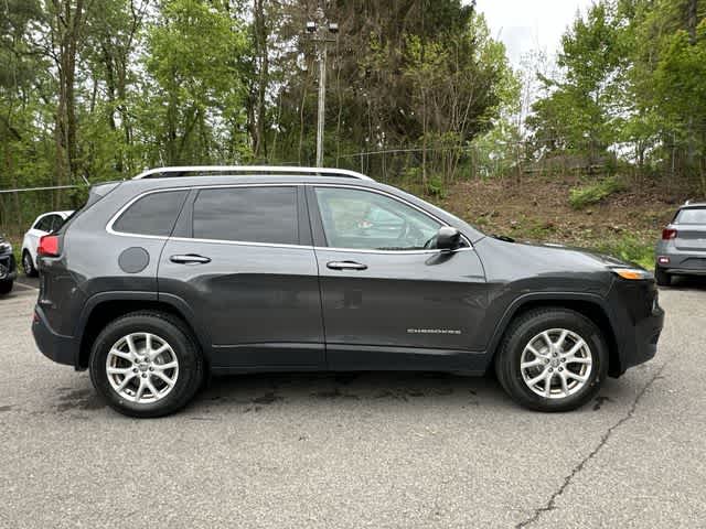 Thumbnail: 2016 Jeep Cherokee - 3