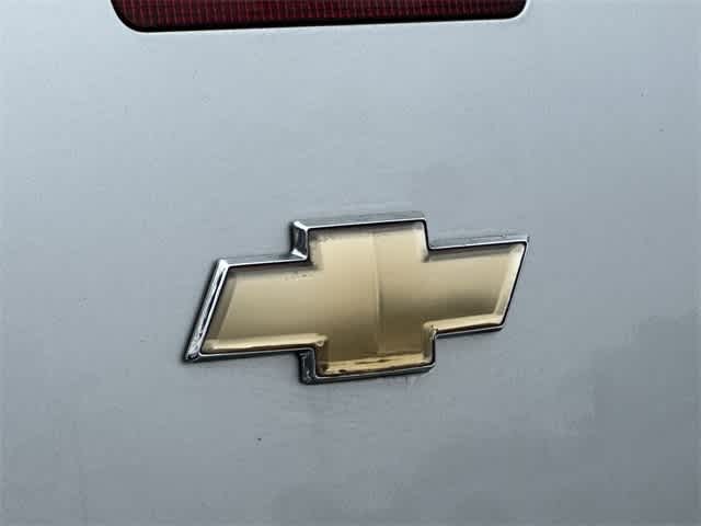 Thumbnail: 2011 Chevrolet Impala - 14
