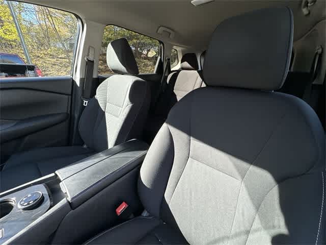 Thumbnail: 2024 Nissan Rogue - 14