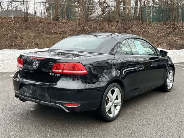 Thumbnail: 2012 Volkswagen Eos - 23