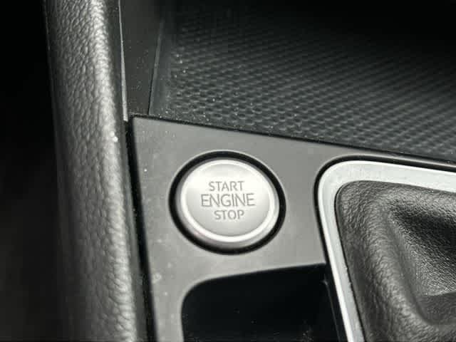 Thumbnail: 2024 Volkswagen Jetta - 10