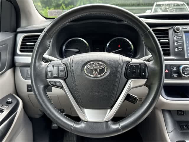 2014 Toyota Highlander XLE 8