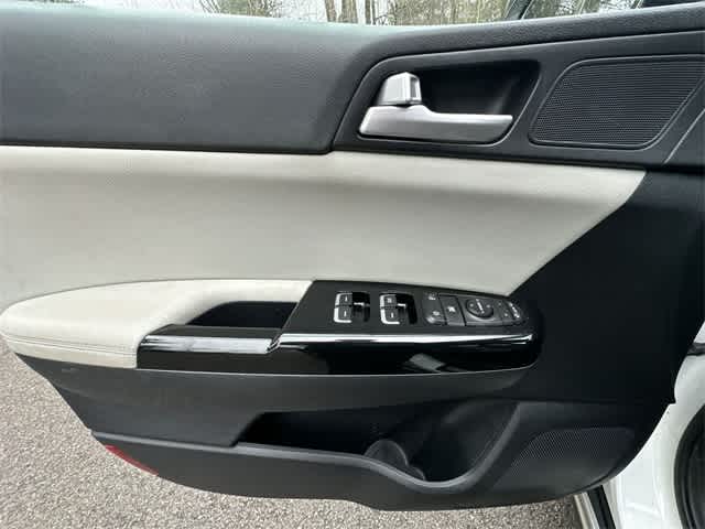 Thumbnail: 2019 Kia Sportage - 15