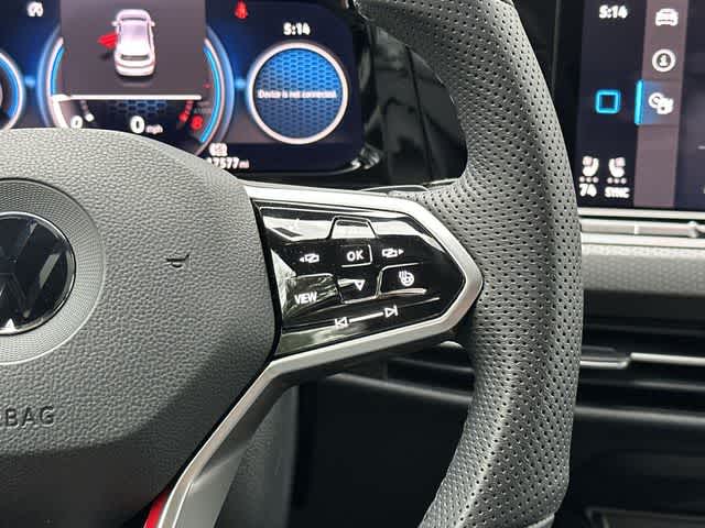 Thumbnail: 2022 Volkswagen Golf - 10