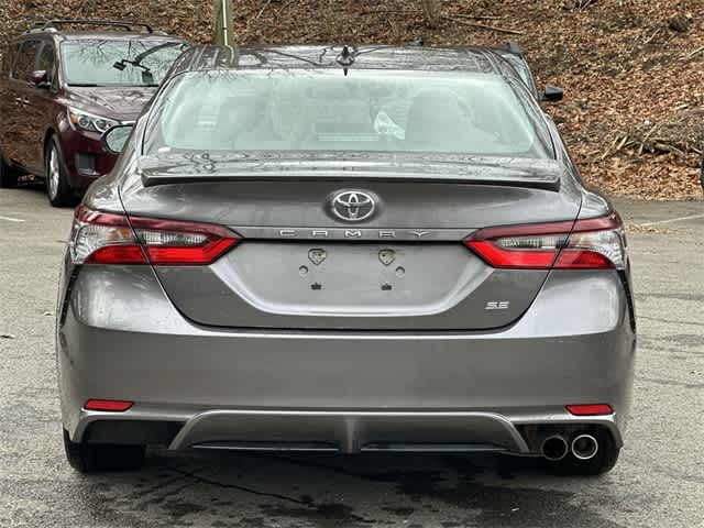 2024 Toyota Camry SE photo 4