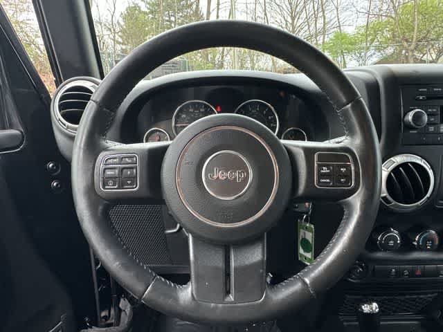 Thumbnail: 2016 Jeep Wrangler - 7