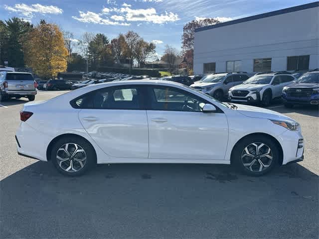 Thumbnail: 2020 Kia Forte - 3