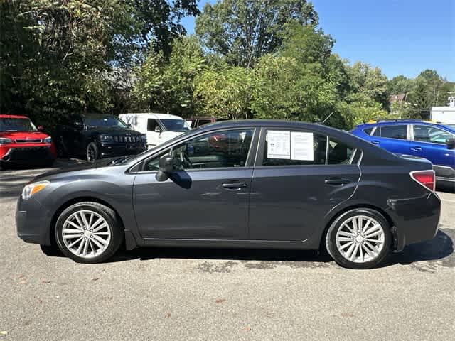2014 Subaru Impreza 2.0i Premium photo 2