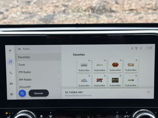 Thumbnail: 2023 Toyota Highlander - 12