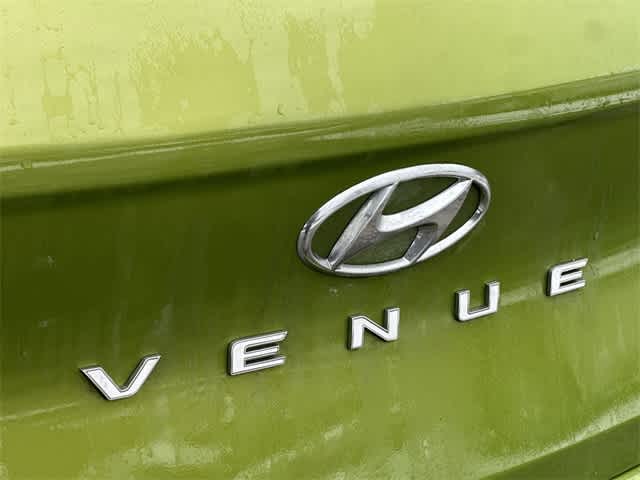 Thumbnail: 2023 Hyundai Venue - 17