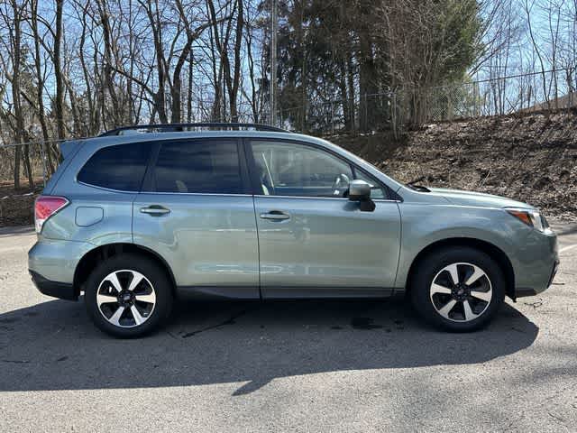 Thumbnail: 2017 Subaru Forester - 3