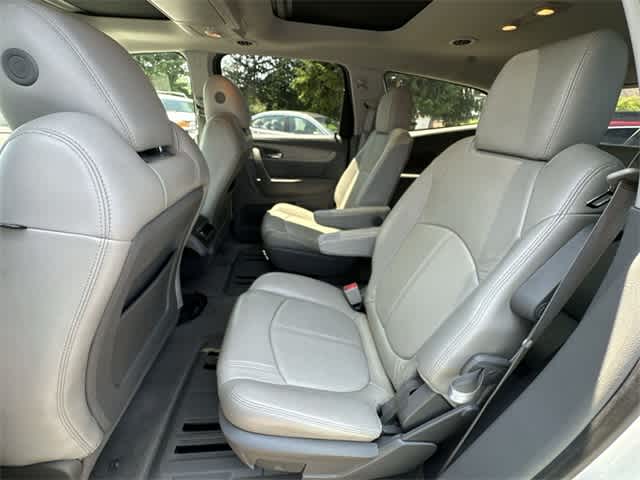 Thumbnail: 2015 Chevrolet Traverse - 18