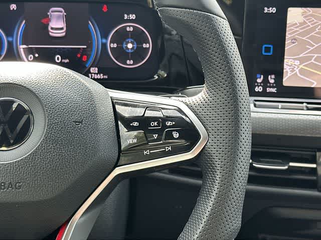 Thumbnail: 2022 Volkswagen Golf - 10