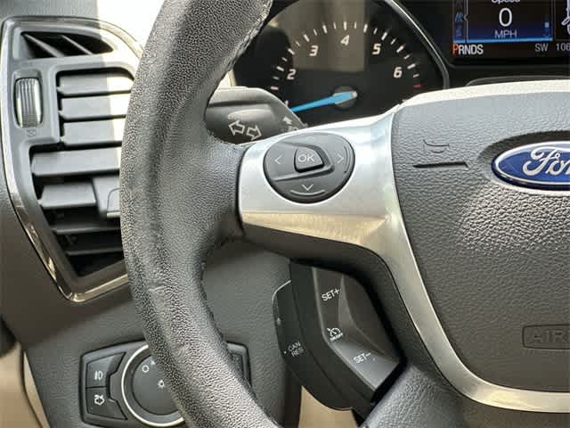 Thumbnail: 2016 Ford Escape - 9