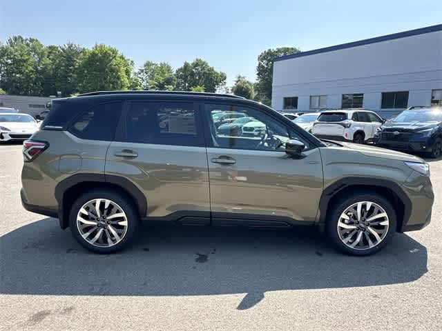 2025 Subaru Forester Touring 3