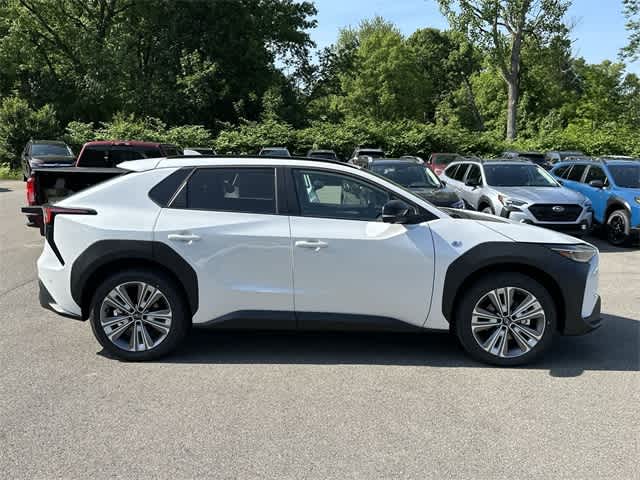 2025 Subaru Solterra Limited 3