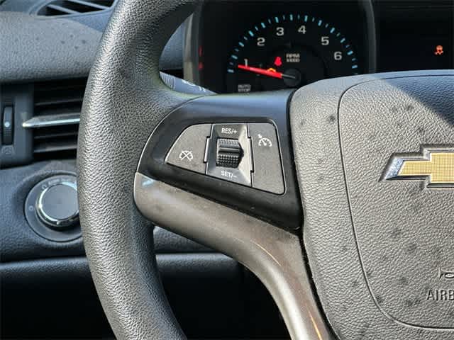 Thumbnail: 2013 Chevrolet Malibu - 8