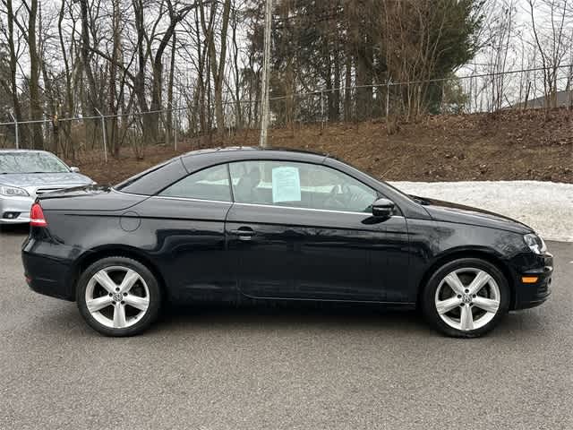 Thumbnail: 2012 Volkswagen Eos - 3