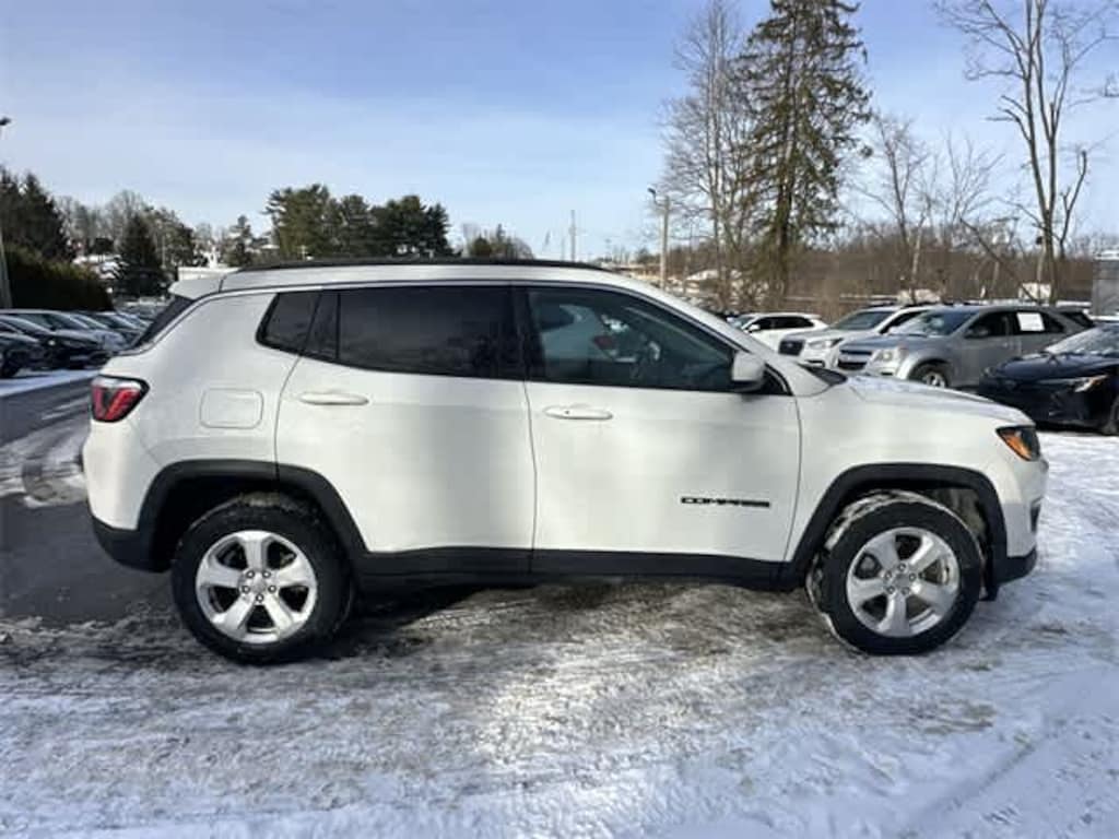 Used 2018 Jeep Compass Latitude 4x4 SUV