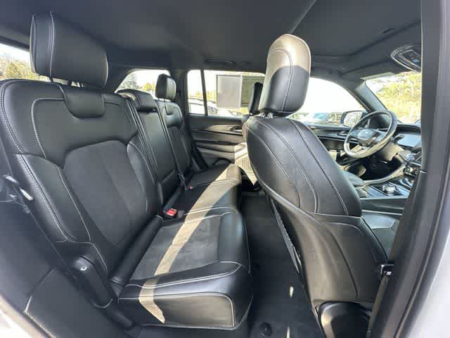 Thumbnail: 2025 Jeep Grand Cherokee - 23