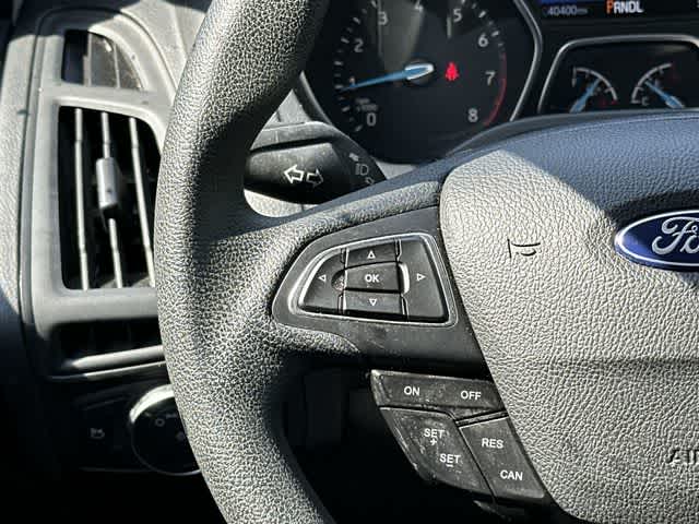 Thumbnail: 2018 Ford Focus - 8