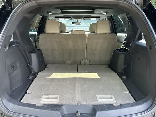 Thumbnail: 2013 Ford Explorer - 28