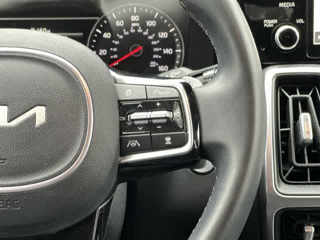 Thumbnail: 2023 Kia Sorento - 9
