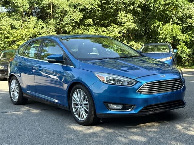 Thumbnail: 2015 Ford Focus - 20