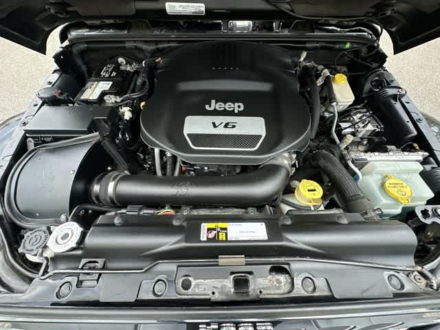 Thumbnail: 2016 Jeep Wrangler - 20