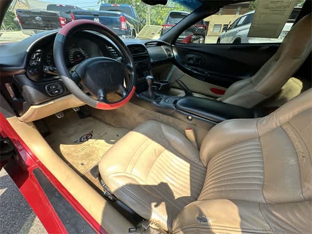 2001 Chevrolet Corvette Base 9