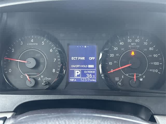 Thumbnail: 2017 Toyota Sienna - 6