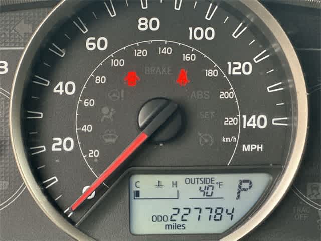 Thumbnail: 2015 Toyota RAV4 - 7