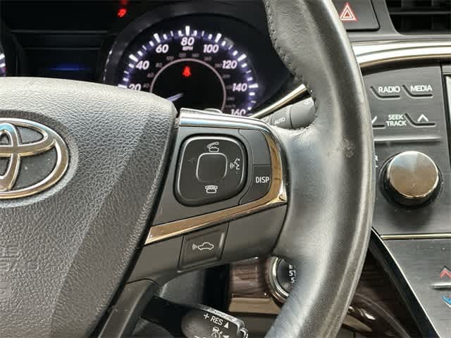 Thumbnail: 2014 Toyota Avalon - 10