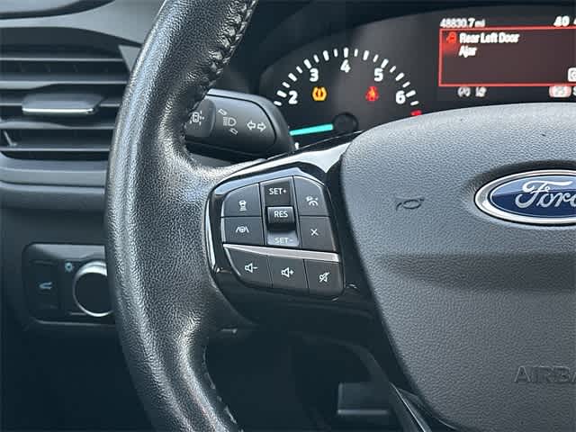 Thumbnail: 2021 Ford Escape - 8