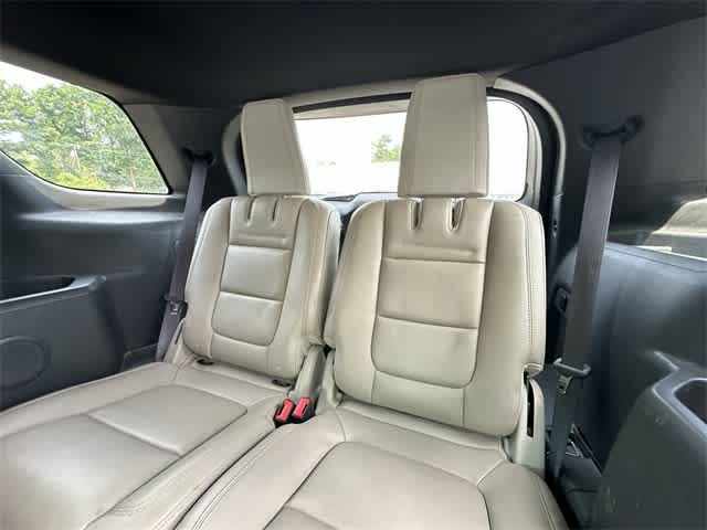 Thumbnail: 2013 Ford Explorer - 21