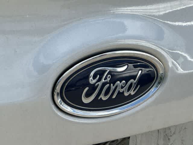 Thumbnail: 2016 Ford Focus - 14