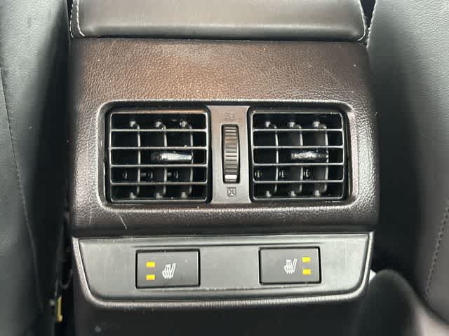 Thumbnail: 2017 Subaru Legacy - 18