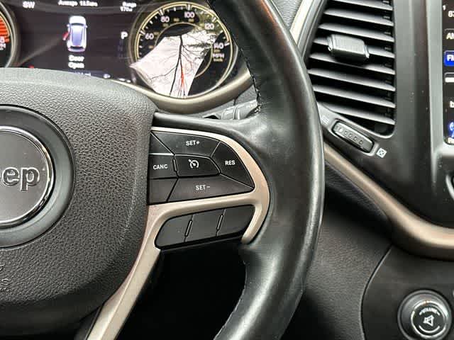 Thumbnail: 2018 Jeep Cherokee - 9