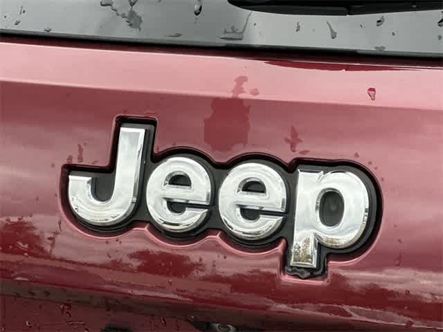 Thumbnail: 2017 Jeep Grand Cherokee - 30