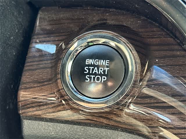 Thumbnail: 2015 Toyota Avalon - 11