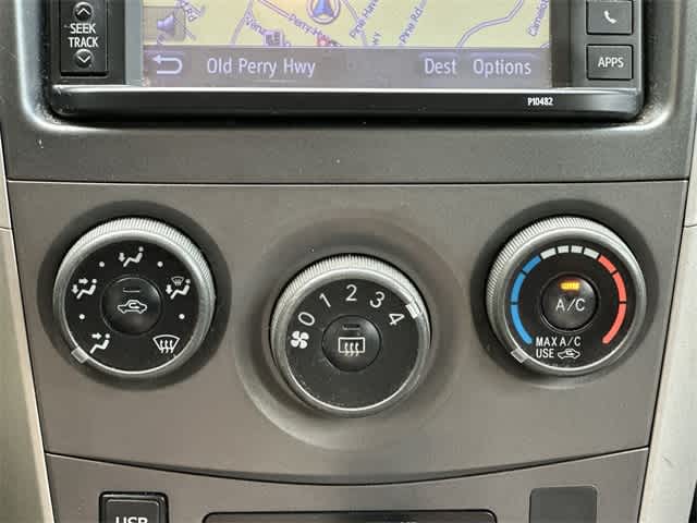Thumbnail: 2013 Toyota Corolla - 13