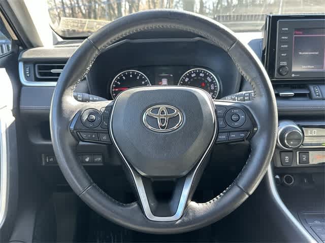Thumbnail: 2021 Toyota RAV4 - 8