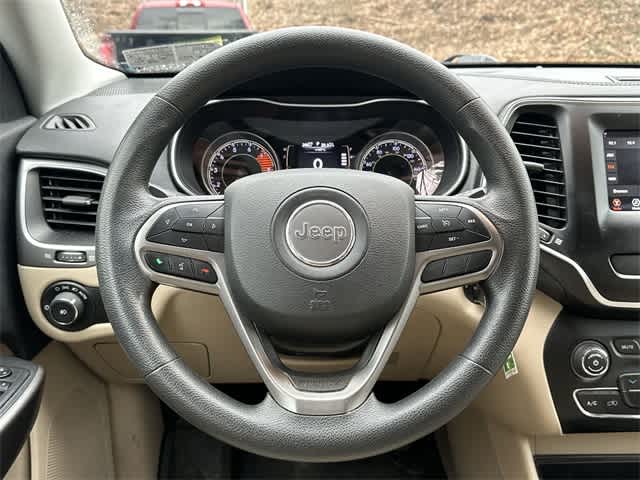 Thumbnail: 2019 Jeep Cherokee - 7