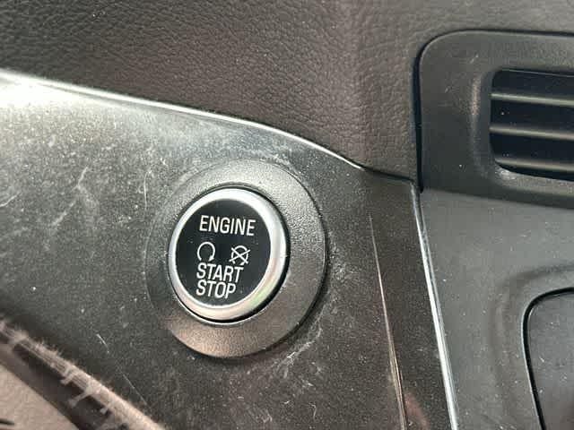 Thumbnail: 2017 Ford Escape - 10