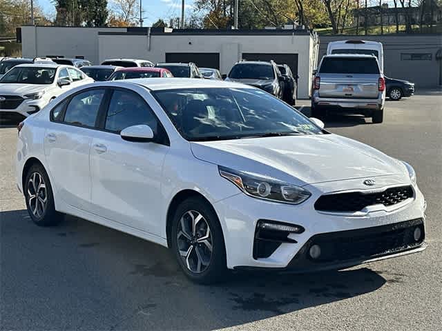 Thumbnail: 2020 Kia Forte - 28